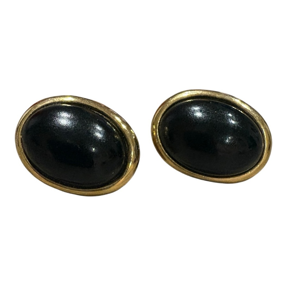Trifari Black Cabochon Gold Tone Oval Stud Earrings J42